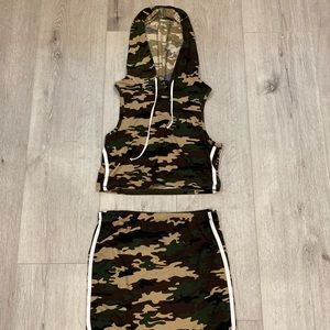 2 piece Hoodie Fasion Nova size L